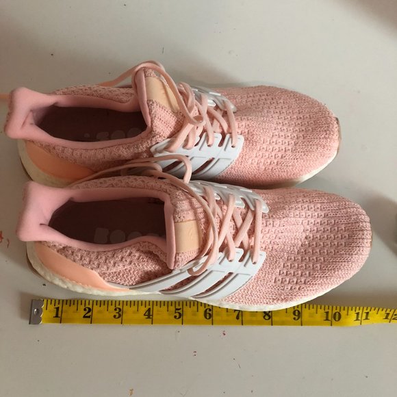 Adidas Ultraboost Women’s 7 - Picture 5 of 6